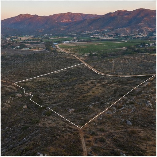 Terreno con vista a viñedos en Valle de Guadalupe — fotografía 5